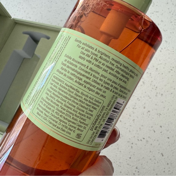 Pixi NIB 25th Anniversary Exfoliating Glow Tonic - Picture 5 of 8